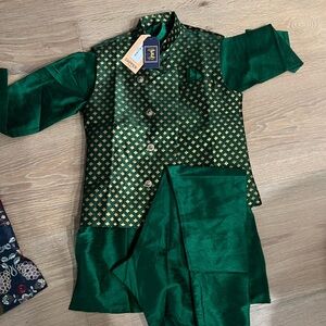 Green boys Kurta with vest size 8